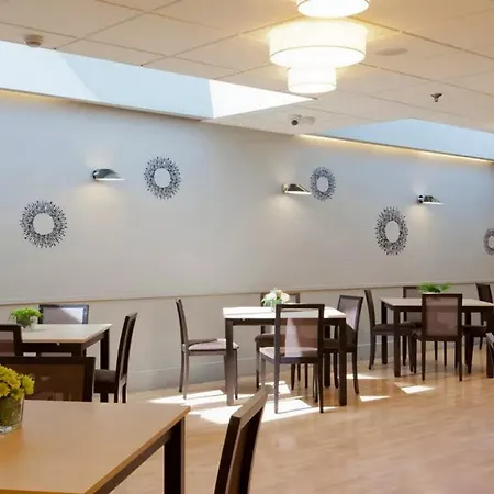 布雷瓦布尔格斯酒店 酒店 Burgo