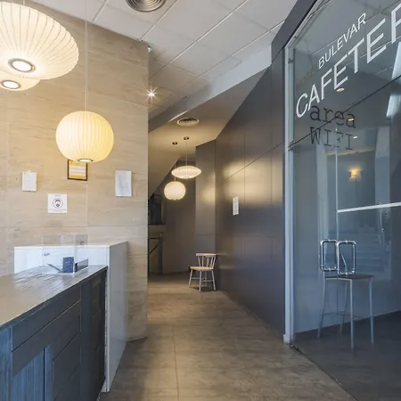 Rice Bulevar Hotel 3*