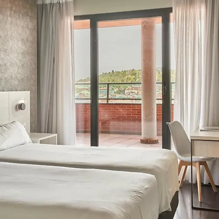 Rice Bulevar Hotel 3*