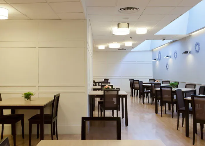 Rice Bulevar Hotel 3*